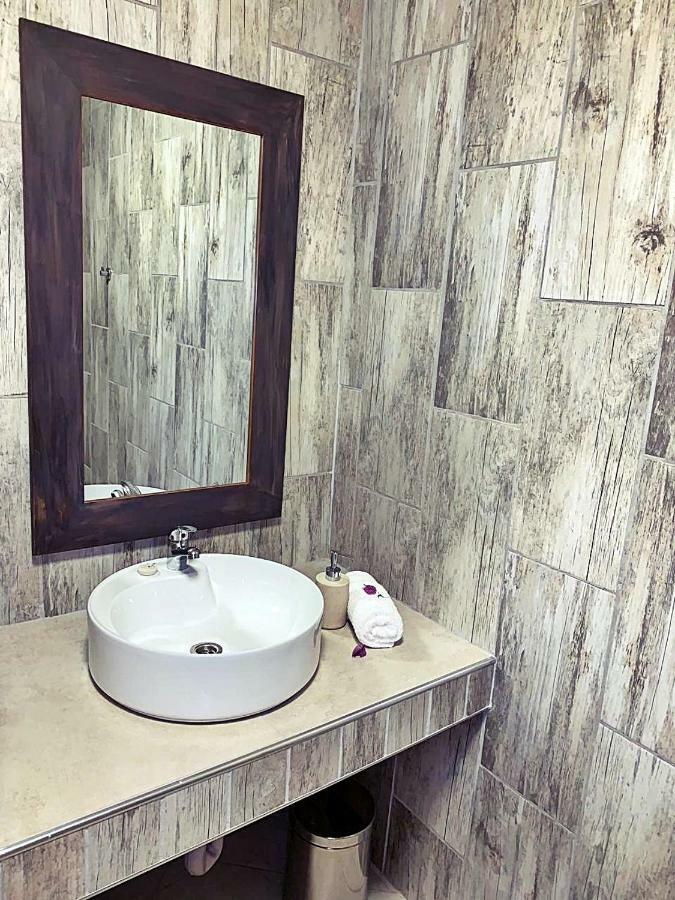 The Wilds Guest House Хлухлуве Екстериор снимка
